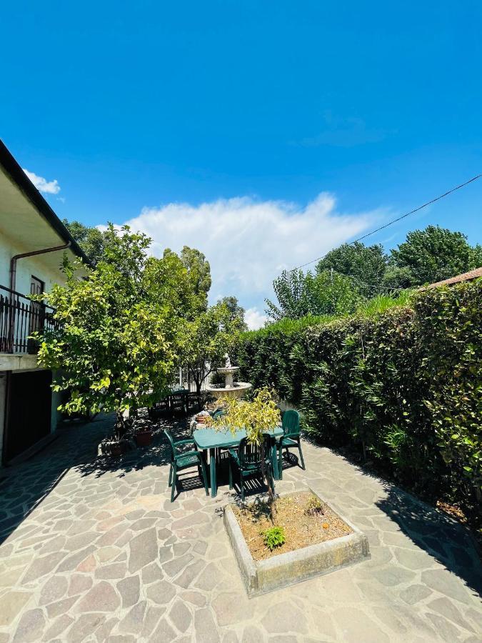 Apartamento La Casa Di Nonna Attilia Fondi Exterior foto