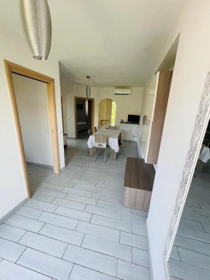 Apartamento La Casa Di Nonna Attilia Fondi Exterior foto