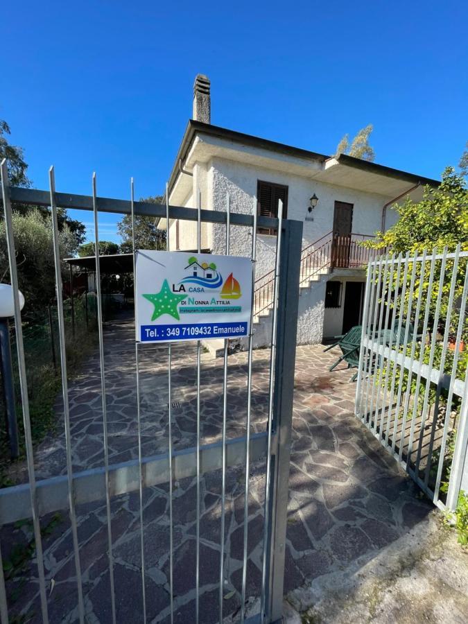 Apartamento La Casa Di Nonna Attilia Fondi Exterior foto